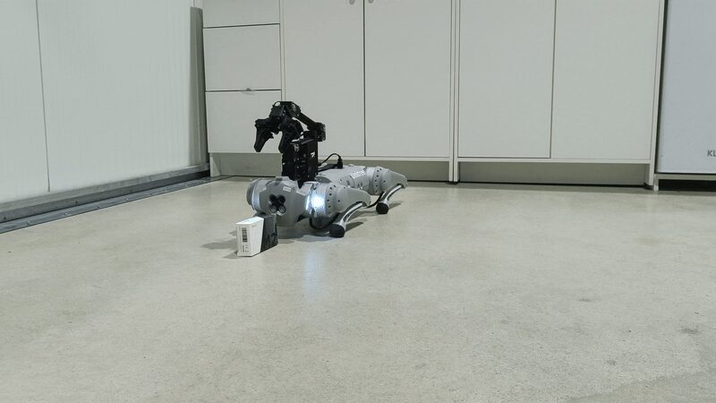 Go1 OpenManipulator pick-and-place demo