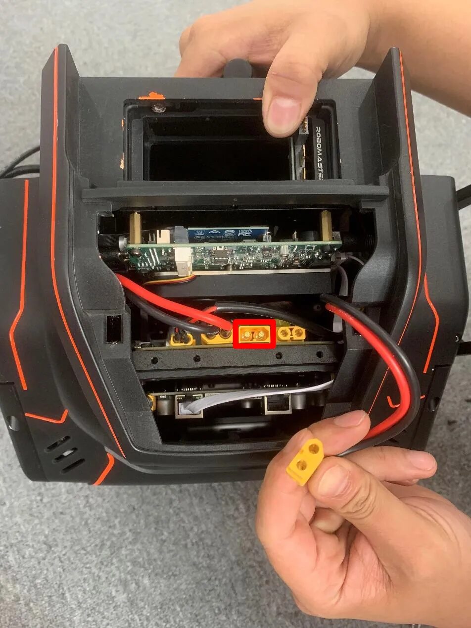 P1 power ports, one connected to the DJI battery