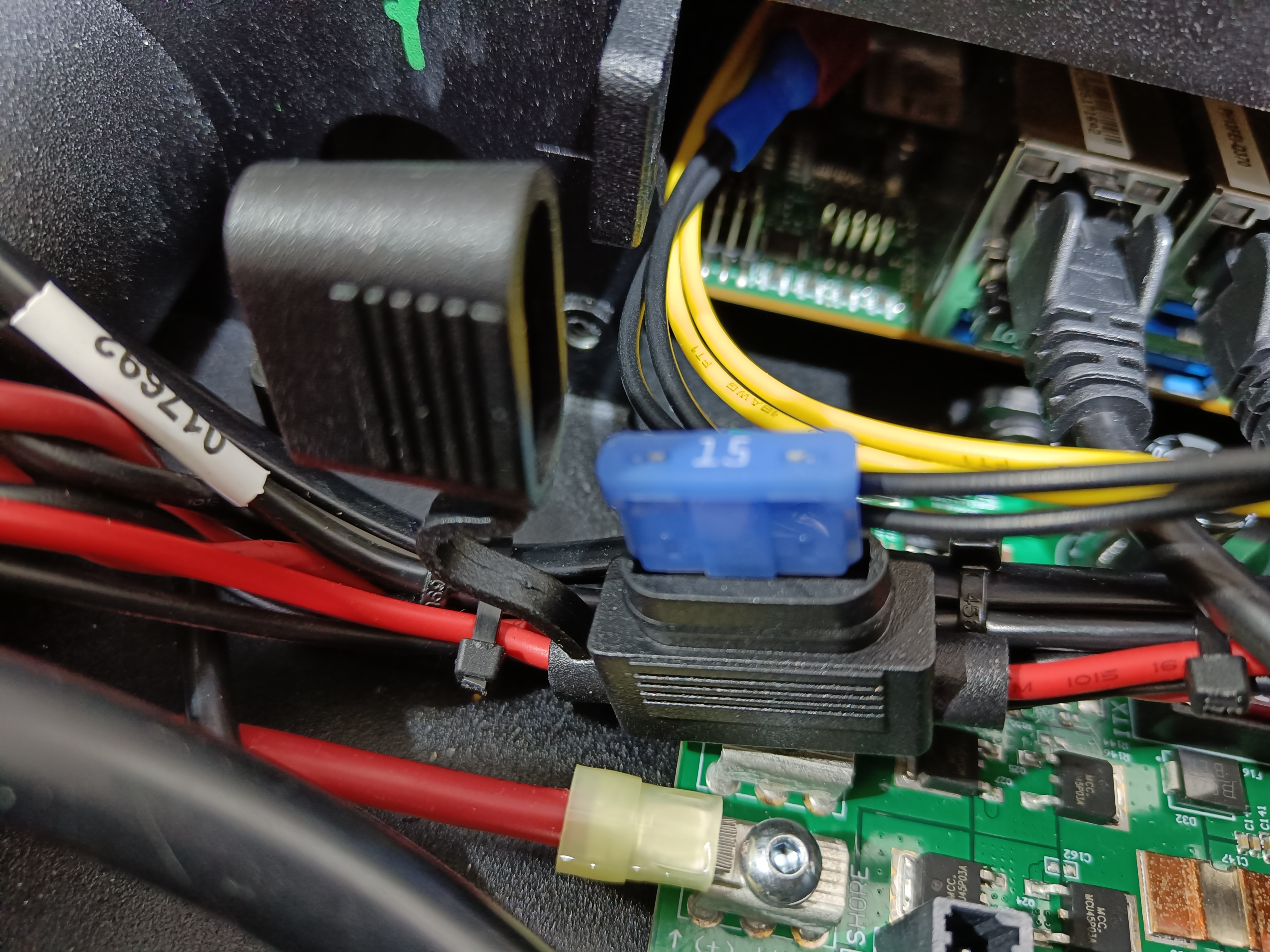 _images/lite6_fuse.jpg